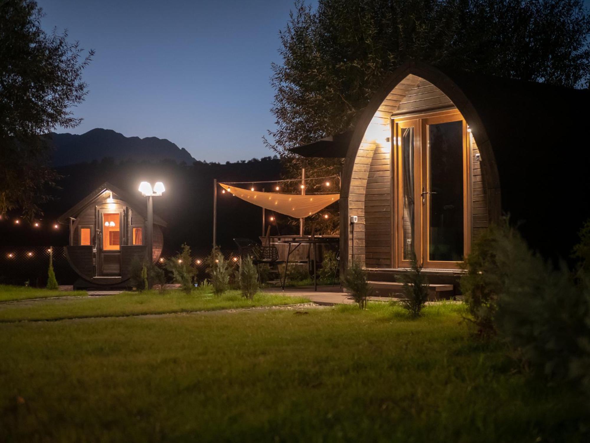 Glamp In Style Pods Resort Bran  Luaran gambar