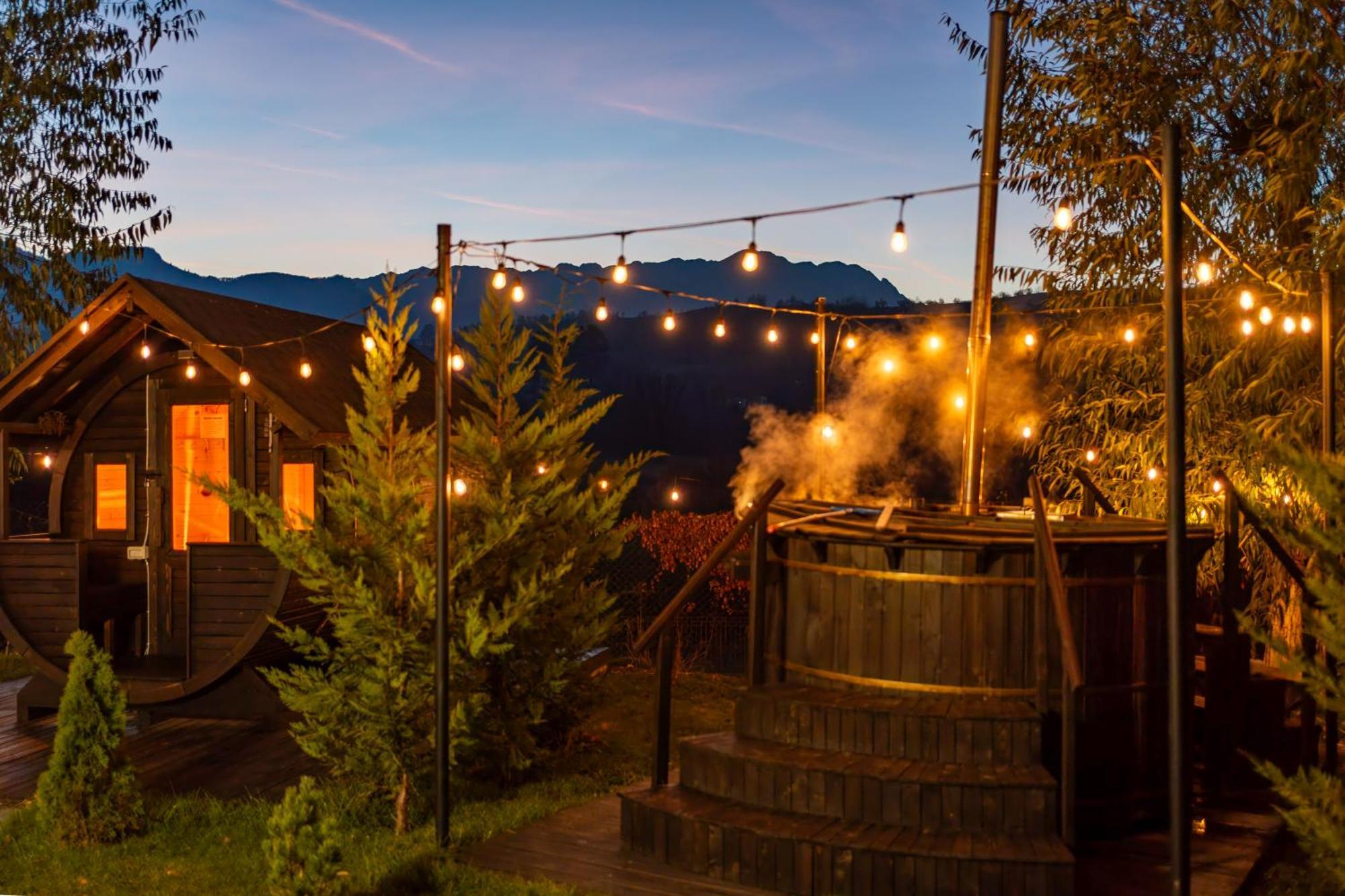Glamp In Style Pods Resort Bran  Luaran gambar