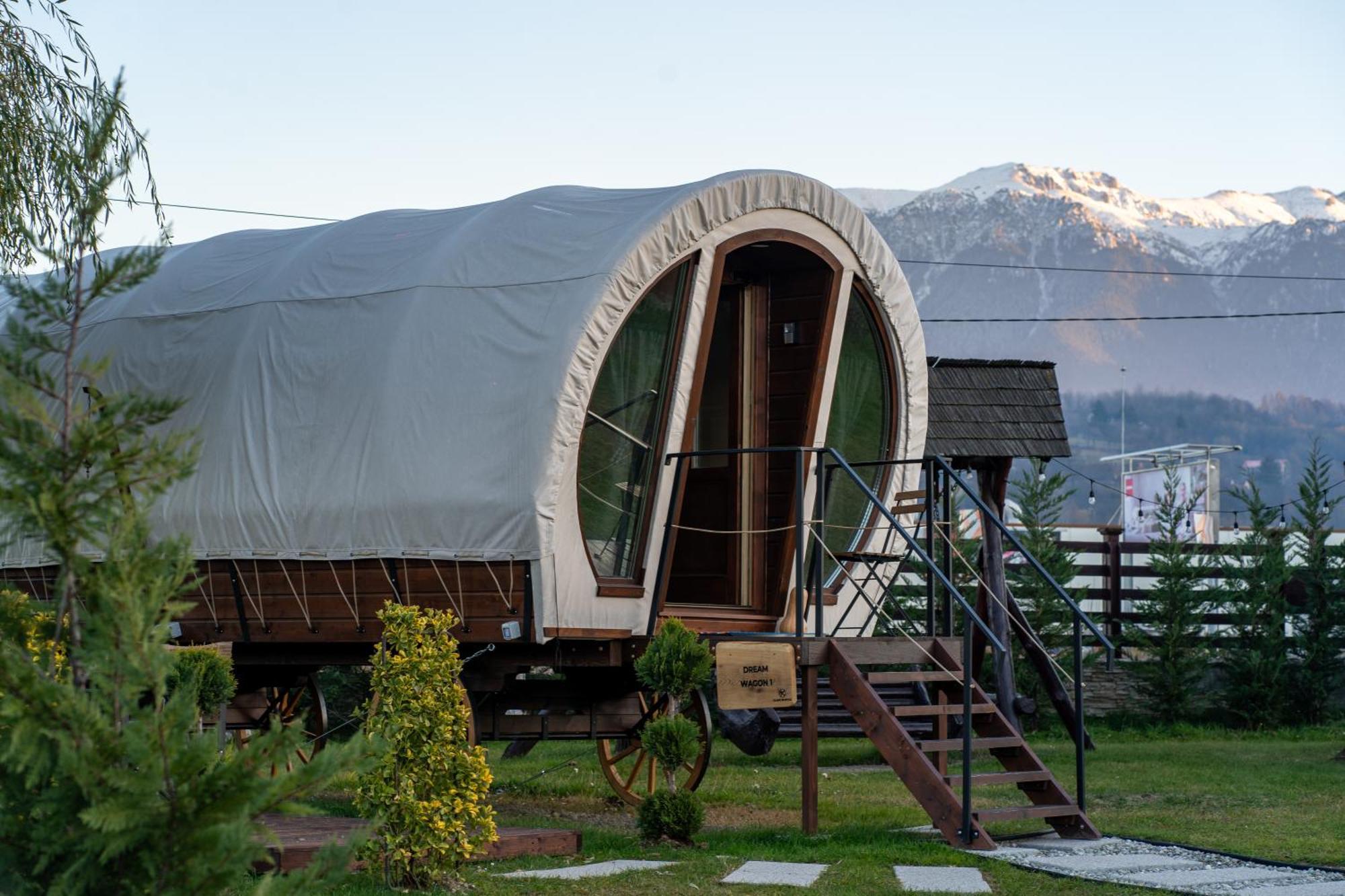Glamp In Style Pods Resort Bran  Luaran gambar