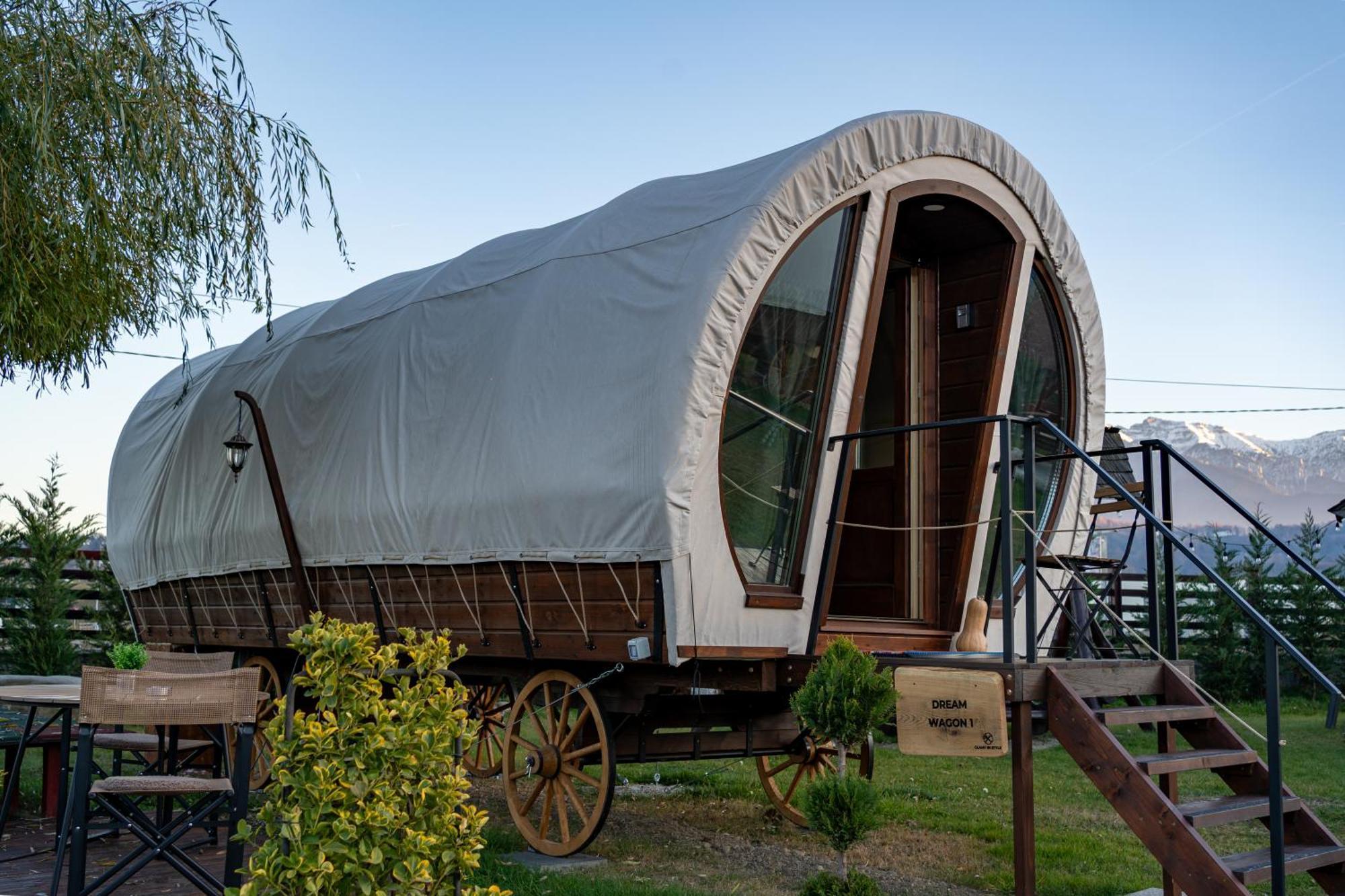 Glamp In Style Pods Resort Bran  Luaran gambar